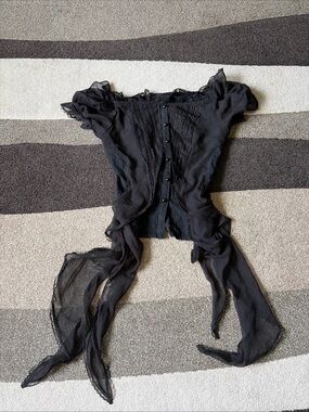 Pyon Pyon Gothic Blouse Sz Small  Short Sleeve Lace Back